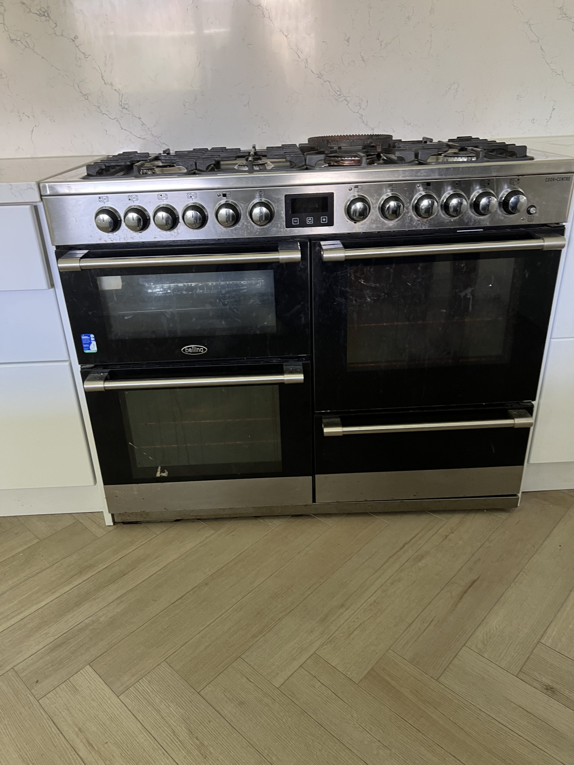 oven 550mm wide